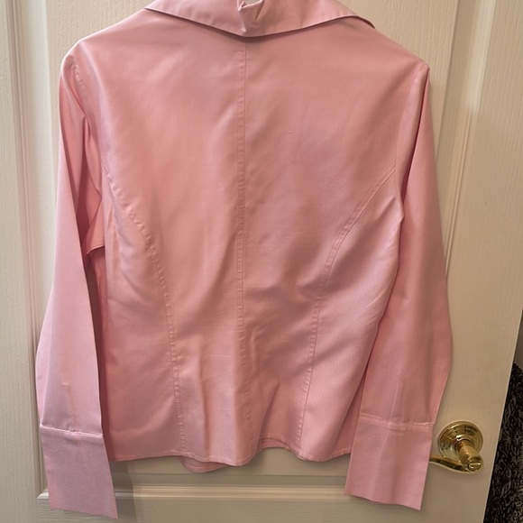 Gorgeous pale pink Tracy M blouse.  Worn 1x. 100% silk - Picture 2 of 4
